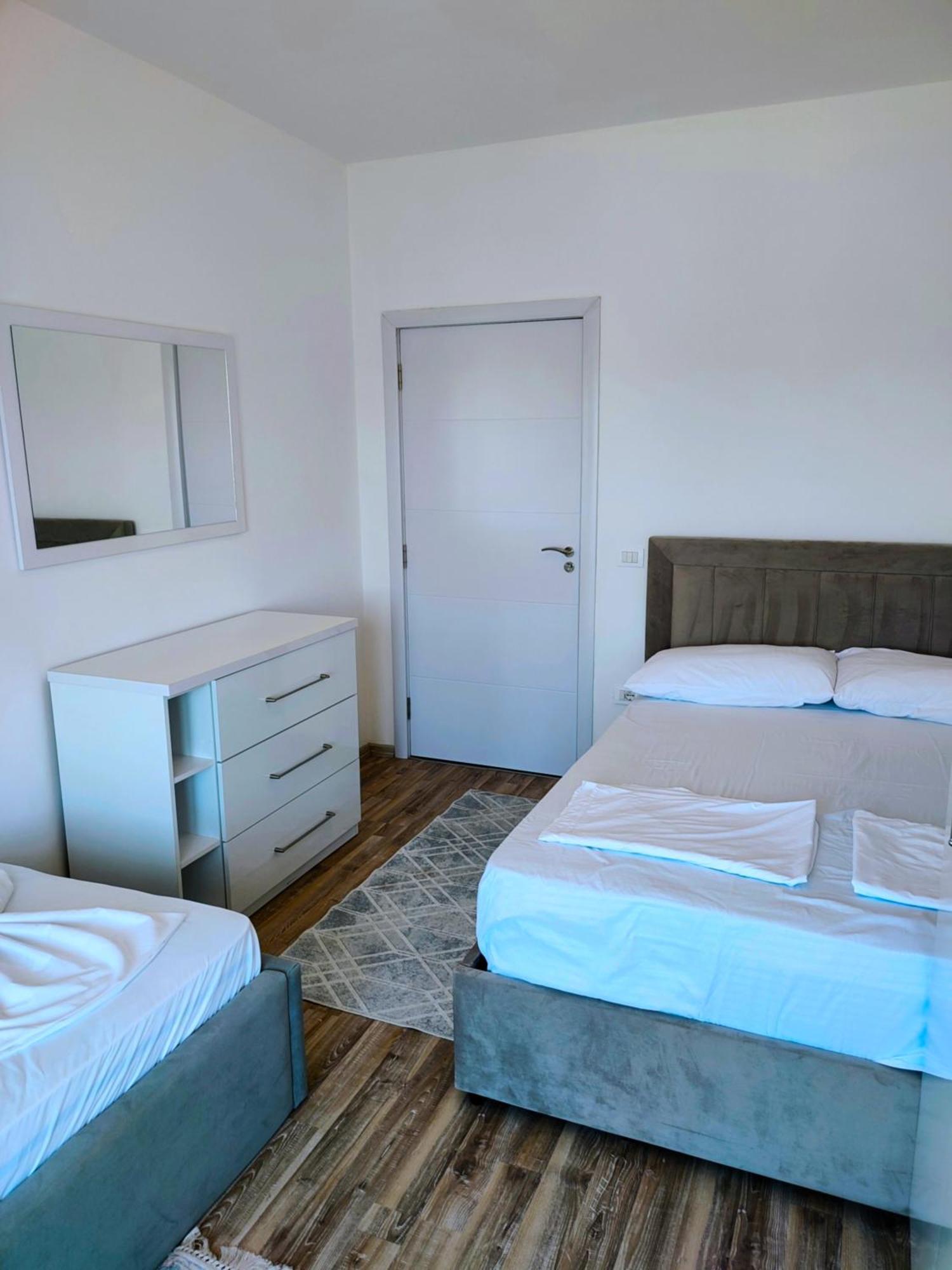 Sabi Apartment Golem Qerret Zewnętrze zdjęcie